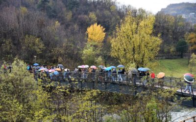 Malegno, si inaugura la passerella ciclopedonale (foto)