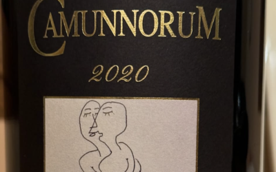 Il Cammunorum 2020 sulle tavole con un’etichetta che celebra l’unione tra arte e vino