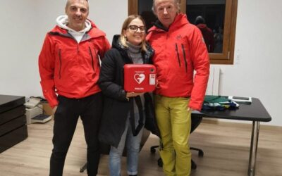 Nuovo defibrillatore per la Stazione di Media Valle Camonica del CNSAS